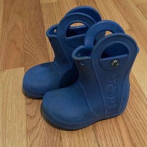 Toddler crocs boots